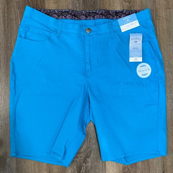 Riders by Lee NWT 22W Bermuda Shorts — Slender Stretch Denim, Comfort Waist Blue - Picture 1 of 6